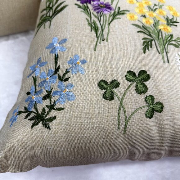 Charles Gallen Irish Linen Embroidered Wildflower Throw Accent Pillows 16x16" - Picture 9 of 16